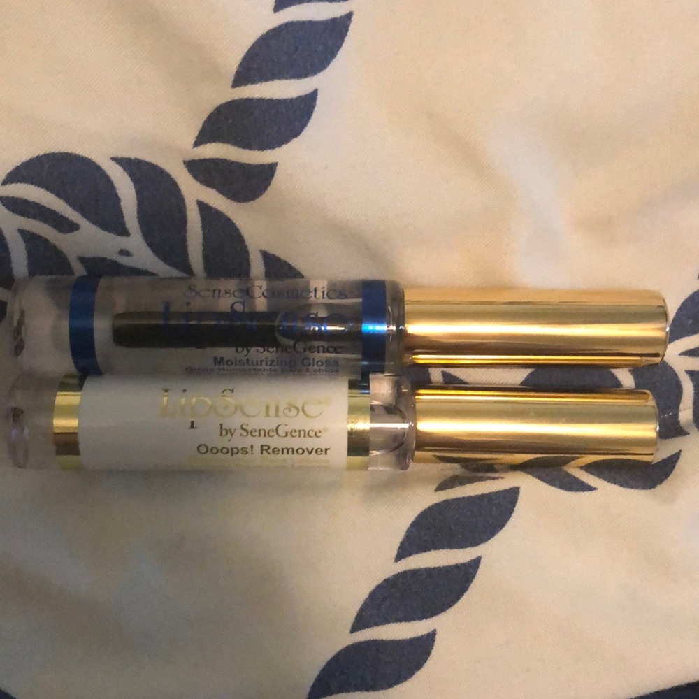 Lipsense Gloss and Remover